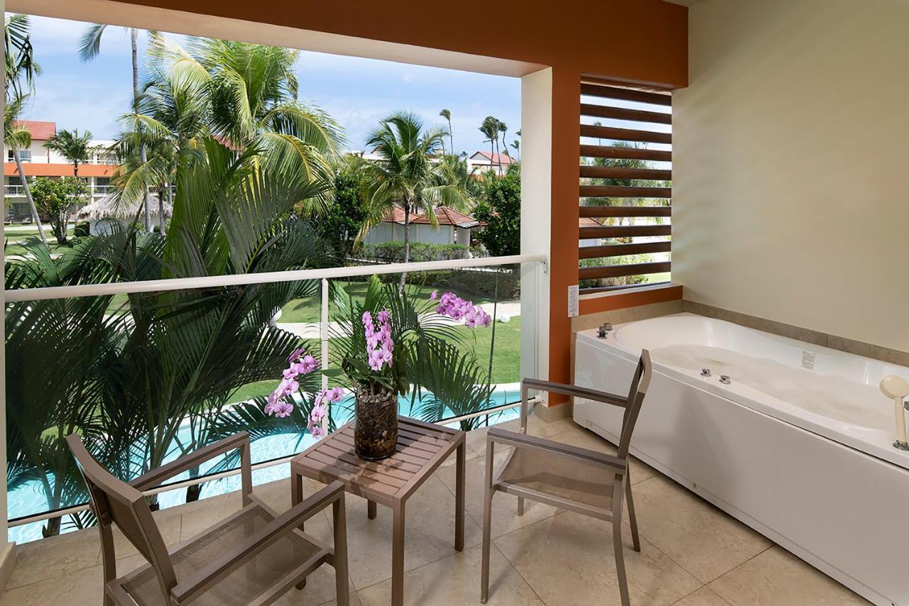 Breathless Punta Cana Resort & Spa (Adults Only) ภายนอก รูปภาพ Balcony with Jacuzzi