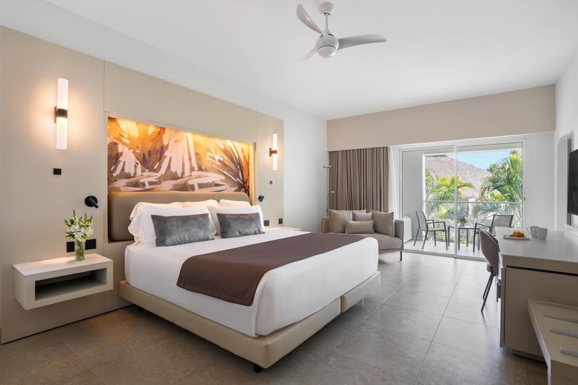 Breathless Punta Cana Resort & Spa (Adults Only) ภายนอก รูปภาพ Junior Suite
