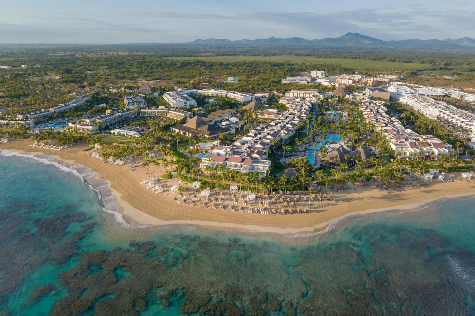 Breathless Punta Cana Resort & Spa (Adults Only) ภายนอก รูปภาพ Aerial view of Punta Cana