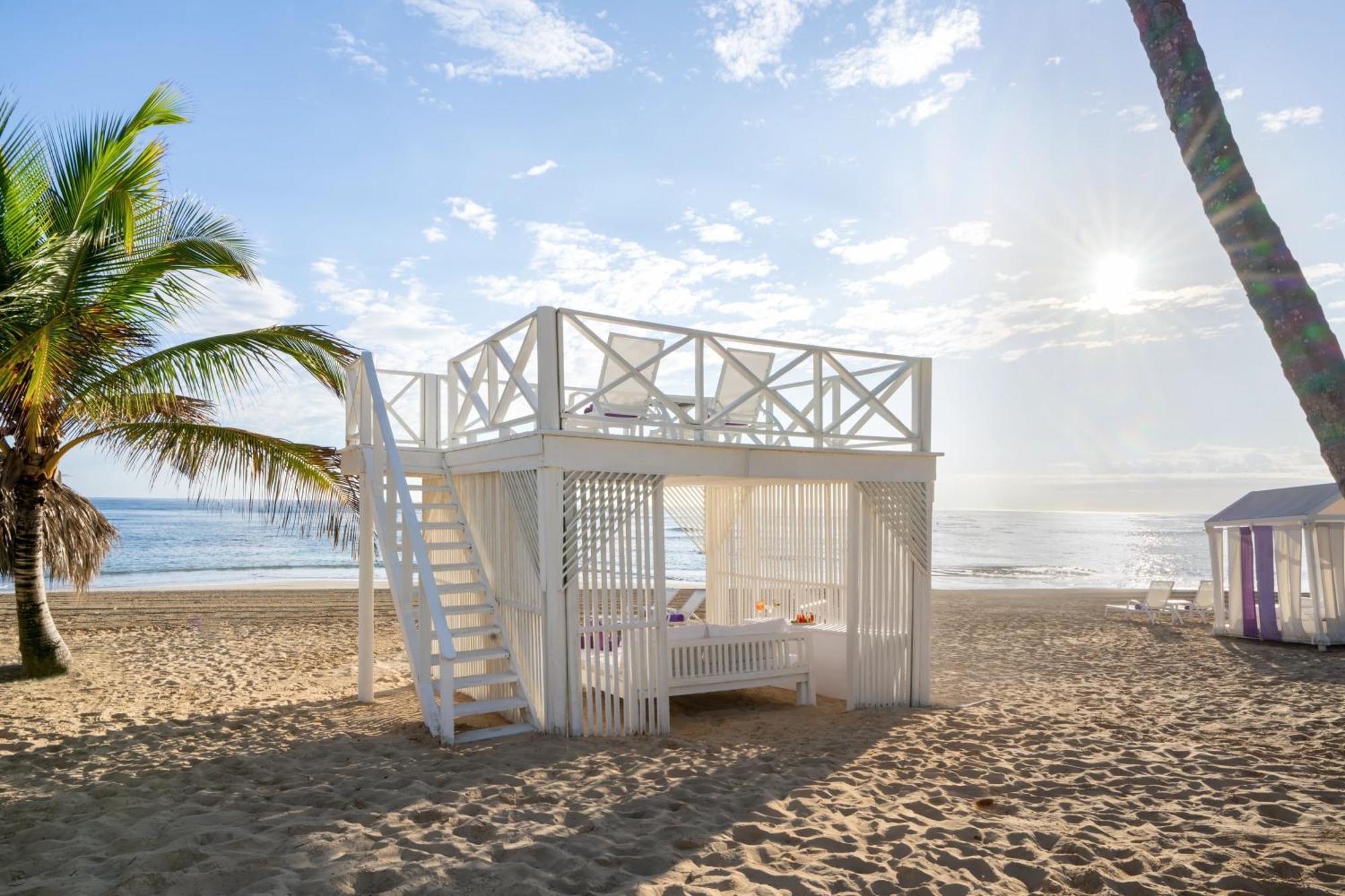 Breathless Punta Cana Resort & Spa (Adults Only) ภายนอก รูปภาพ Beach at the Hard Rock Hotel